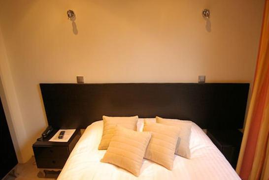 Hôtel Garabel Plaisir Zimmer foto